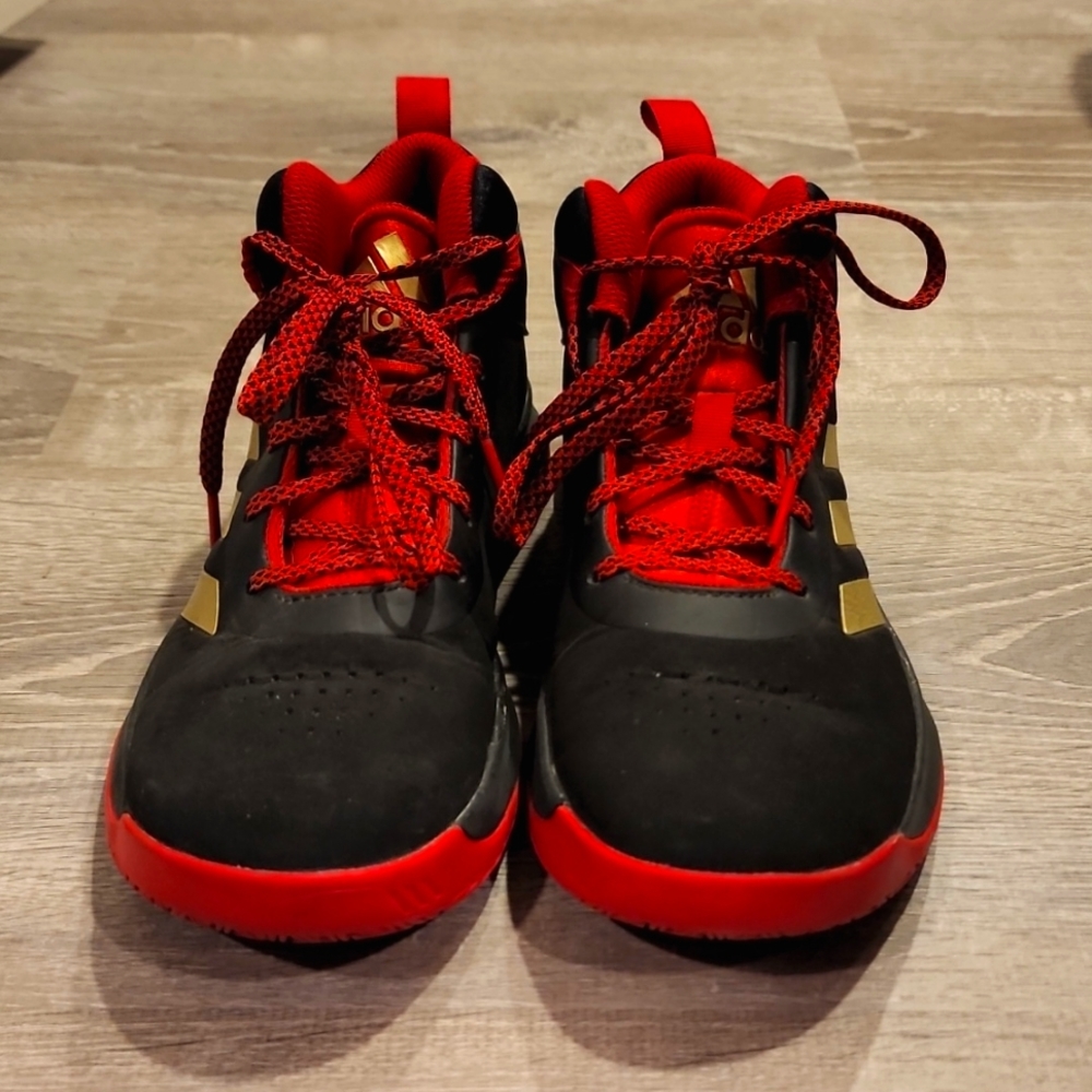 Boys Adidas Hightop black red and gold